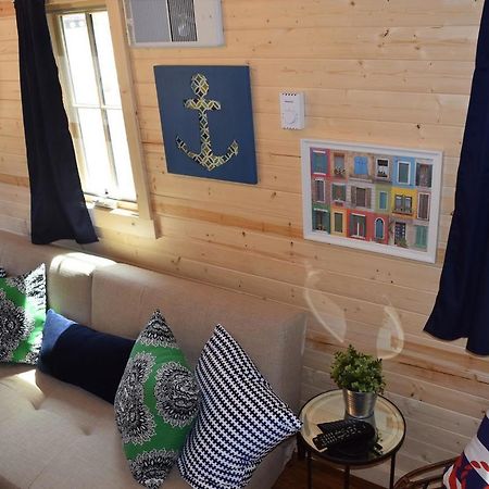 Tuxbury Pond Camping Resort Tiny House Murphy South Hampton Ngoại thất bức ảnh